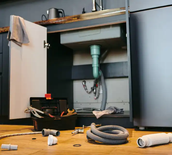 Een keuken met loodgieterswerkzaamheden in Limburg